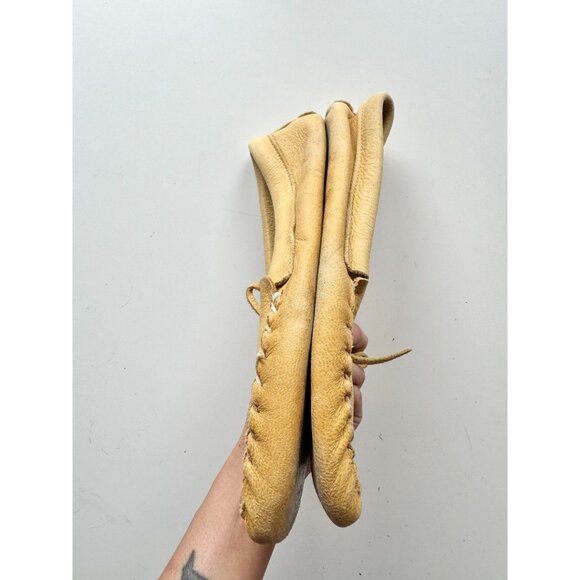 HIDES IN HAND Yellow Moose Leather Single Sole Moccasins, Size 11 - Picture 8 of 14